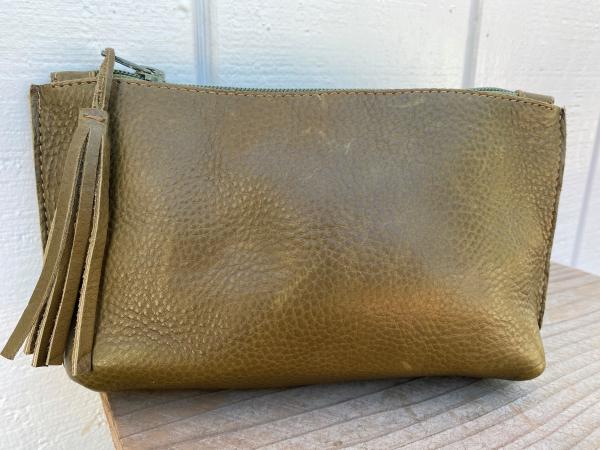 Small clutch, Olive green (zipper) picture