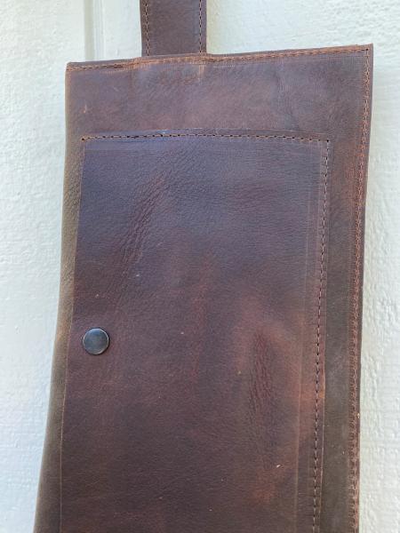 Clutch, Brown buffalo leather picture