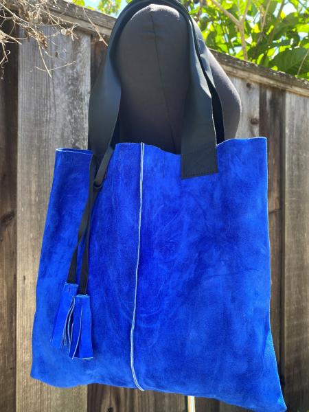 Tote, Blue cobalt suede with leather straps picture