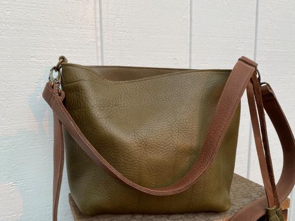 Crossbody & shoulder bag, Olive Green leather with 2 brown straps (zipper) picture