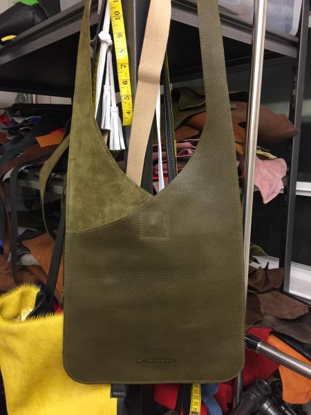 Small Messenger, olive Green picture