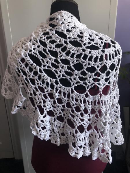 Women's Shawl: Fresh Snow and Floral Pin picture