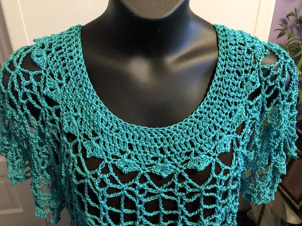 Curvaceous! Top: Teal Cat’s Cradle picture