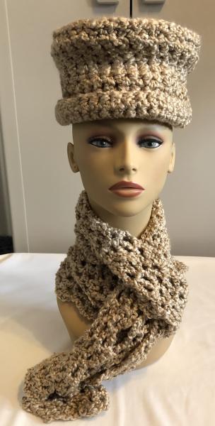 Hat-Scarf Set: Beige Lacy Shell