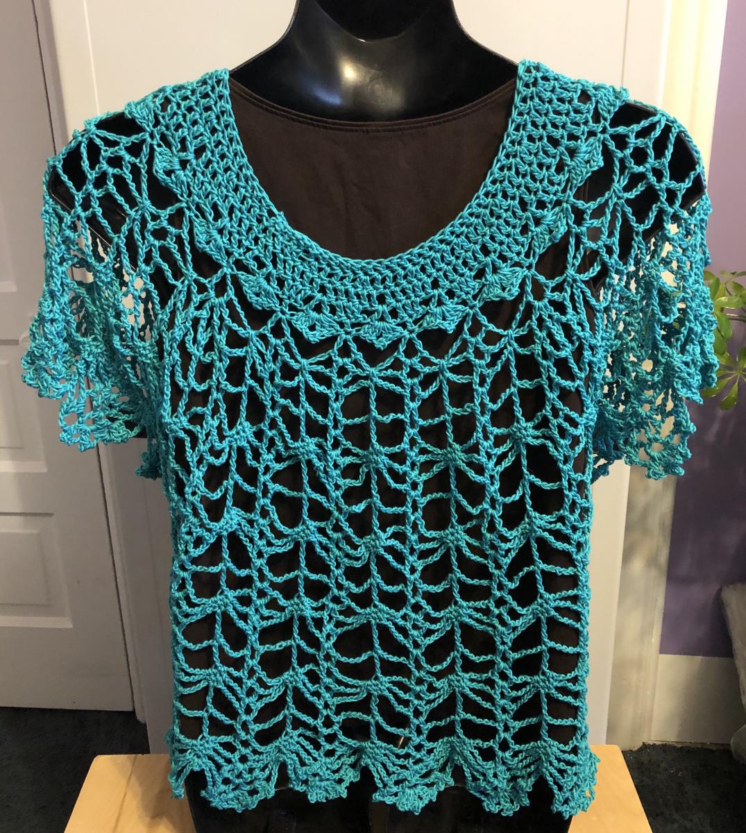 Curvaceous! Top: Teal Cat’s Cradle picture