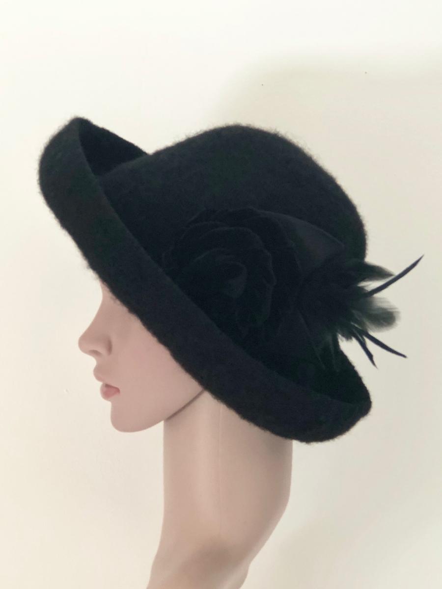 Brimmed Hat with Optional Flower Pin, Black picture
