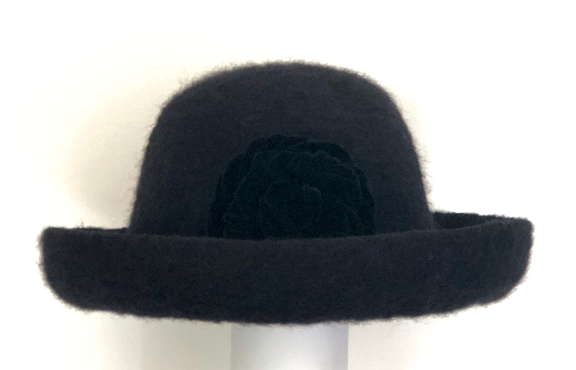 Brimmed Hat with Optional Flower Pin, Black picture