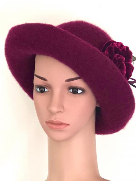 Brimmed Hat with Optional Flower Pin, Plum picture