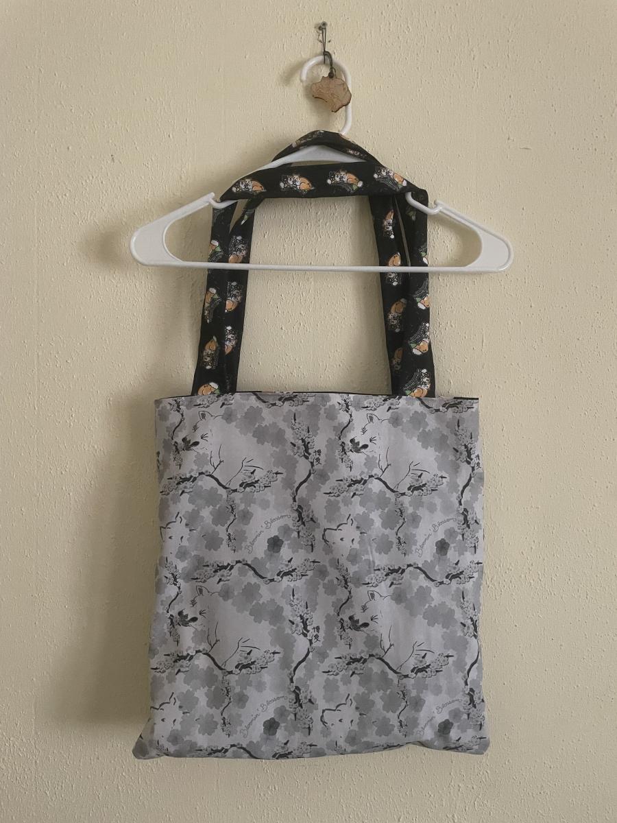 Hala Howl x Bloomin' Blossom reverse tote picture