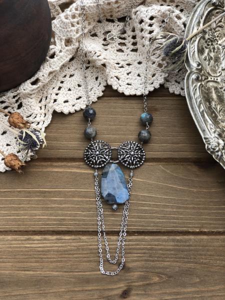 Snowflake Victorian Button Necklace with Labradorite