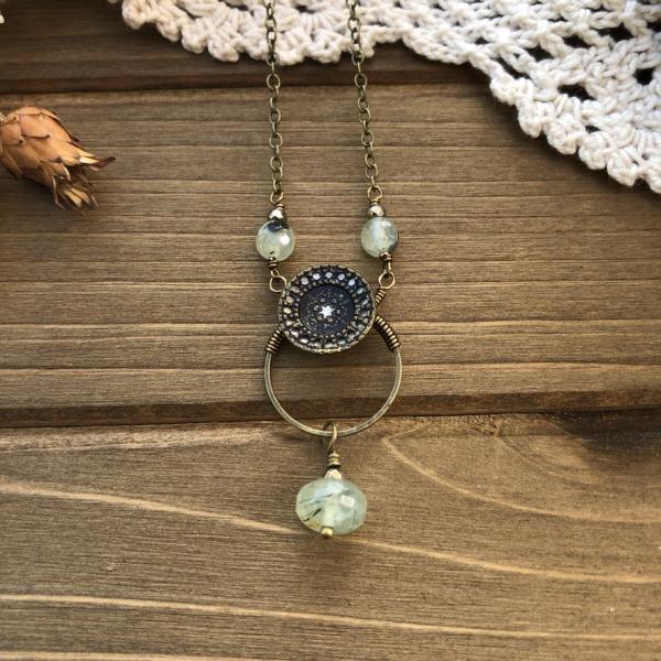 Small Victorian button necklace picture