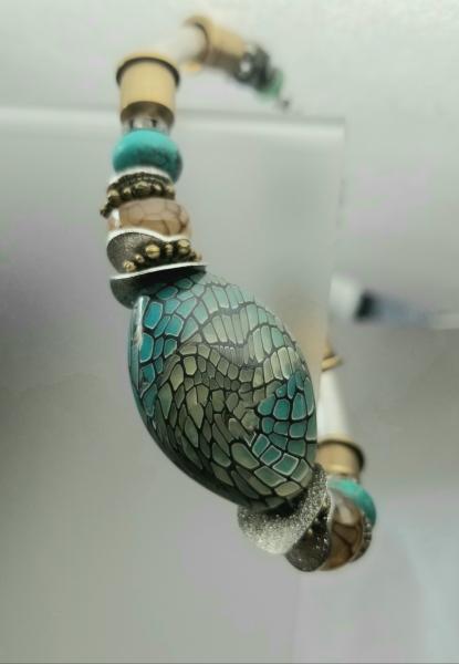 Dragonscale Bracelet (med-lg) picture