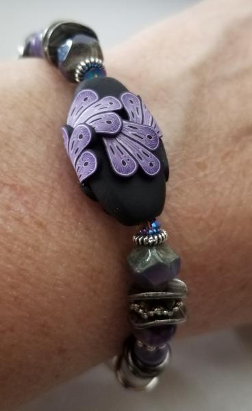 Large Violet Petal Bracelet~7"