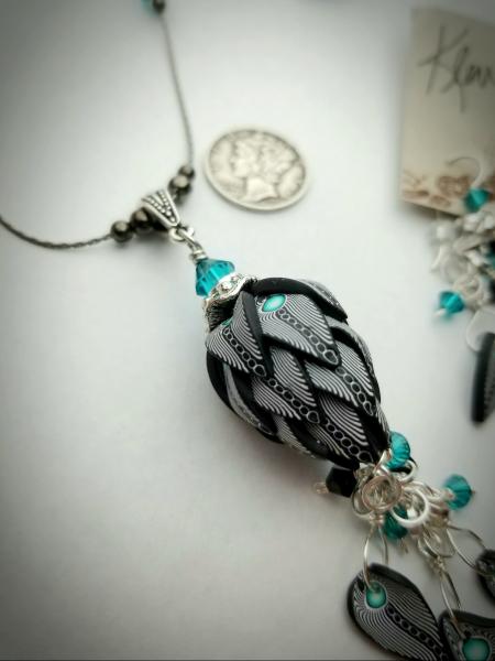 Mini Pod Necklace