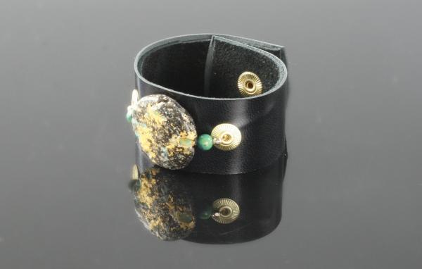 Glow Cuff Emerald 23-Karat Gold on Lava Stone, Emerald, Black Kid leather, Azurite/Malachite picture