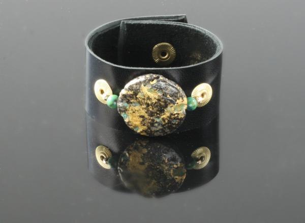 Glow Cuff Emerald 23-Karat Gold on Lava Stone, Emerald, Black Kid leather, Azurite/Malachite picture