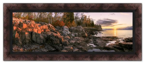 First Light – Split Rock Lighthouse picture