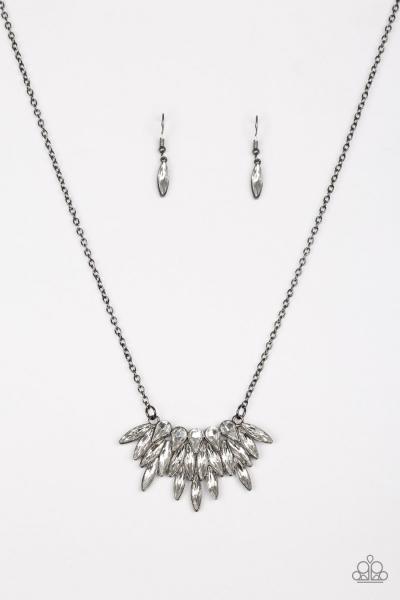 Paparazzi Accessories Crowning Moment - Gunmetal picture
