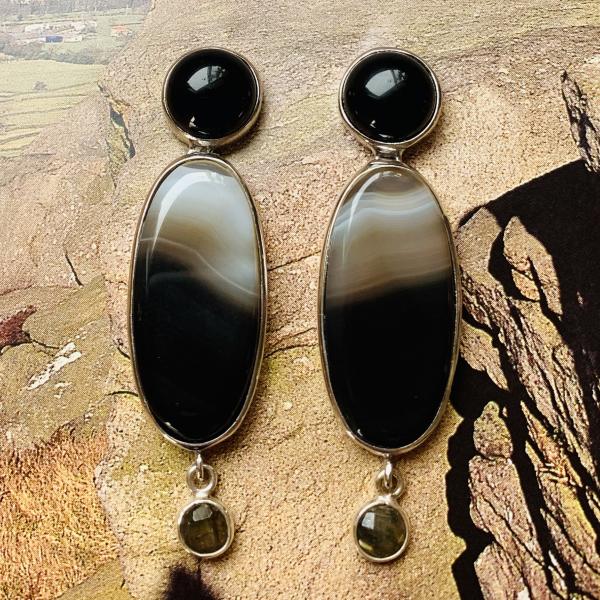 Black Onyx and Agate drop errings picture