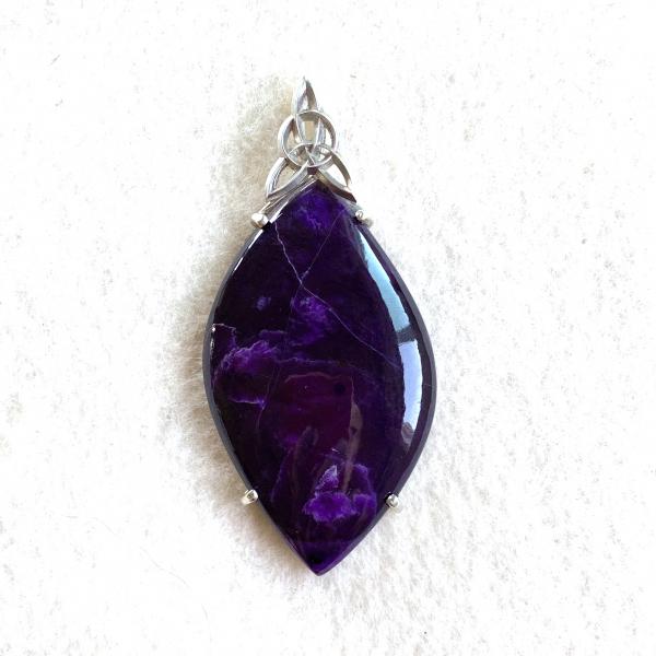 Sugilite pendant picture