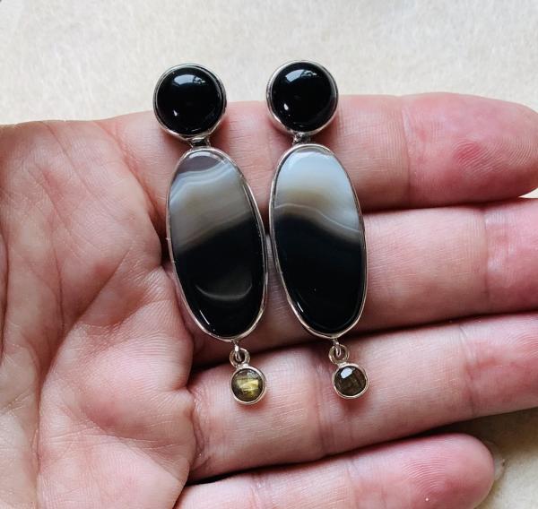Black Onyx and Agate drop errings picture