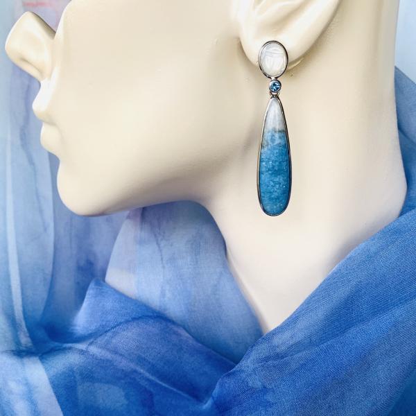 Scarab moonstone and Violane Diopside earrings picture