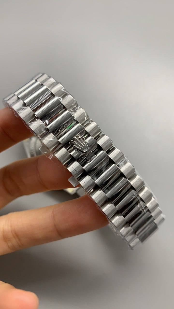 Buy Rolex Day-Date Ref. 228239 Replica  THB Factory  Signal:+1 610-233-7148 picture