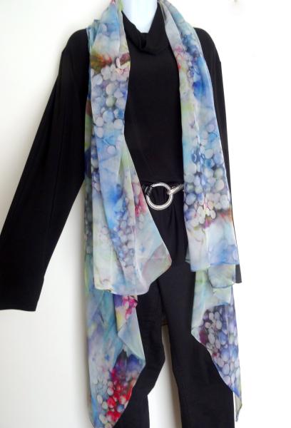 Sun-riped grape clusters on suble blue/gray background Sleeveless Duster/Vest/Poncho