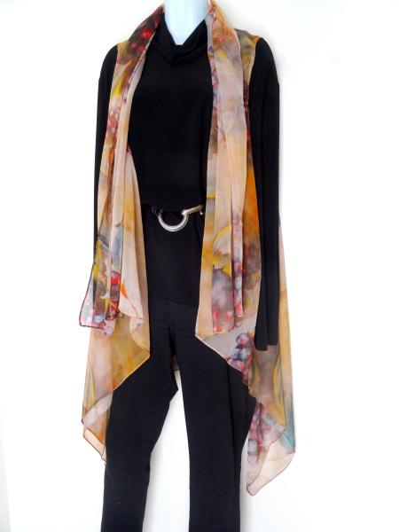 Sun-riped grape clusters on rich earth-tone background Sleeveless Duster/Vest/Poncho