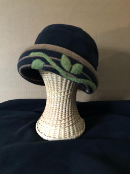 Cloche hat picture