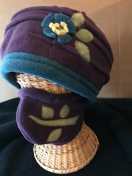 Purple cloche picture