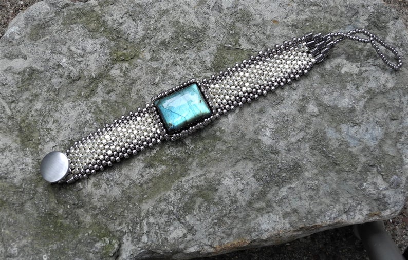 Hand Woven Labradorite Cabochon Bracelet - Silver Galvanized n picture