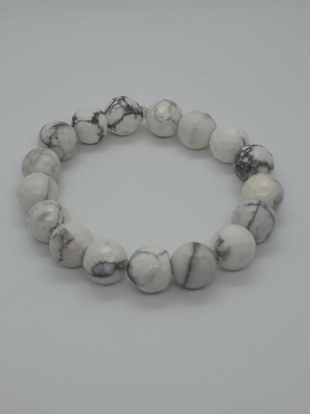 8mm White Howlite Bracelet picture