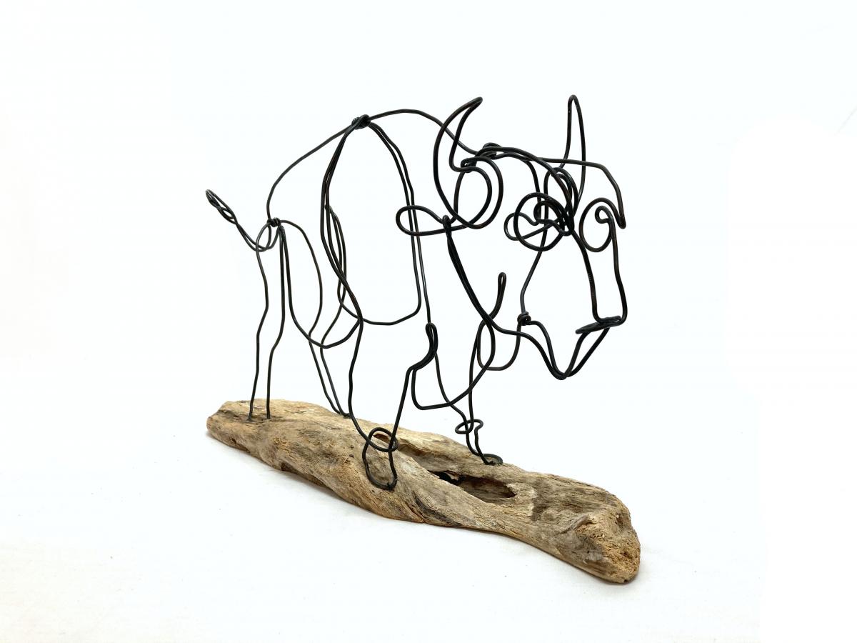 Buffalo Wire Sculpture picture