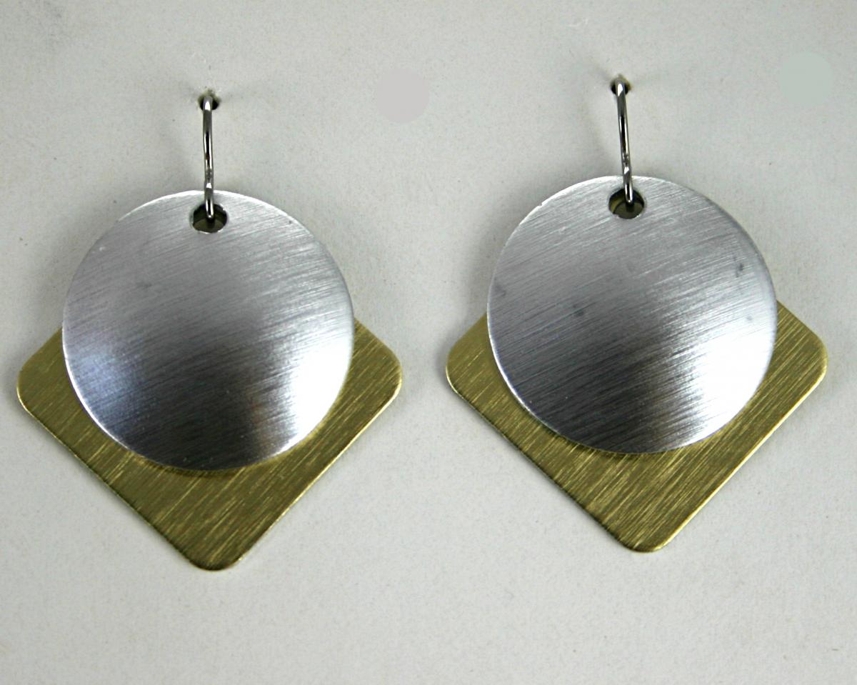 SE0048  (click for more colors) picture