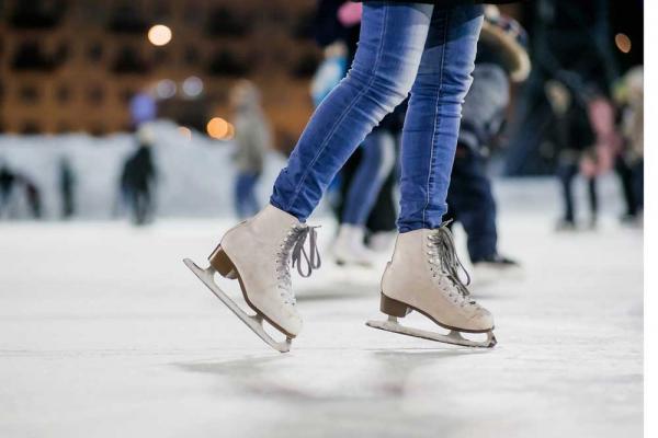 Ice Skating (18+)