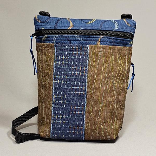 Small Zip Traveler/Blue Brown picture