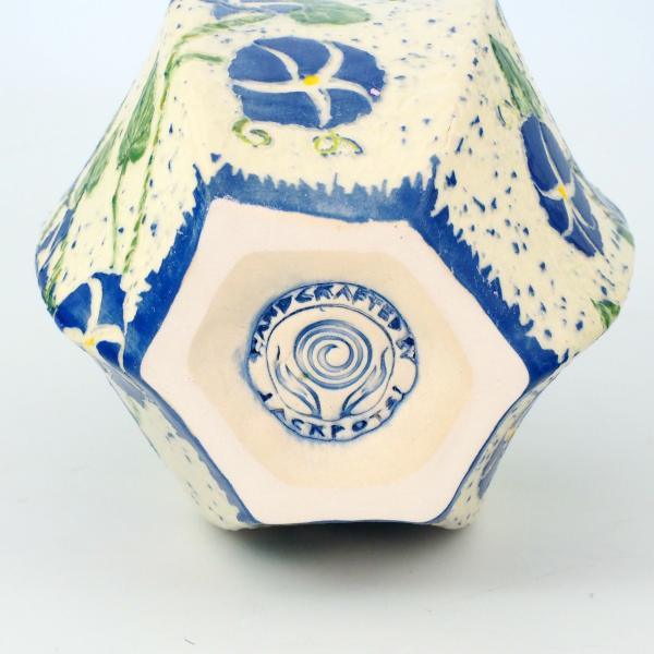 Handmade Sgraffito pottery, a hand carved ginger jar with morning glory vine picture