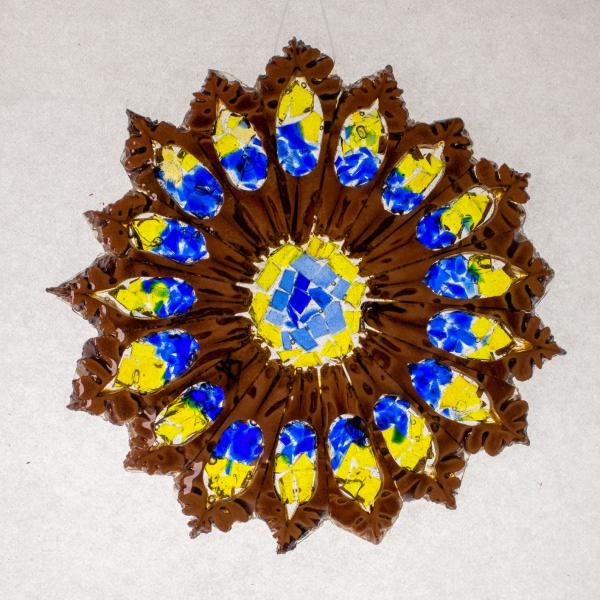 Yellow/blue peach pit sun catcher picture