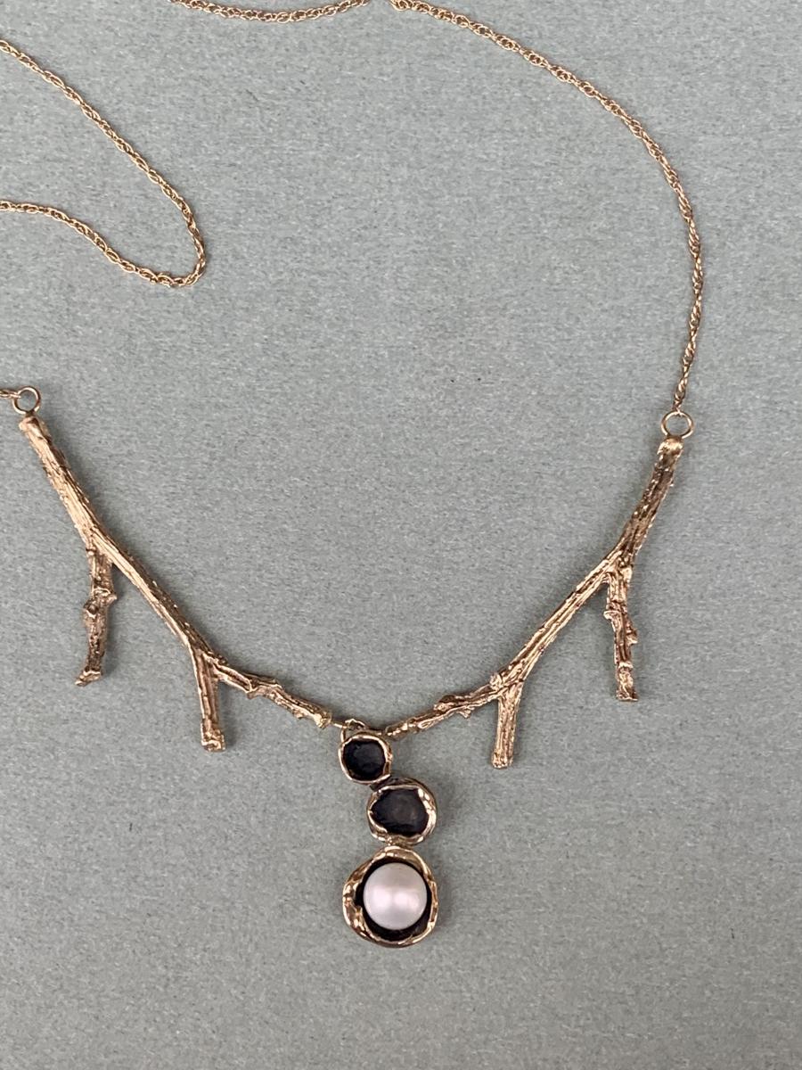 Twig Pearl Pendant 14kt yellow picture