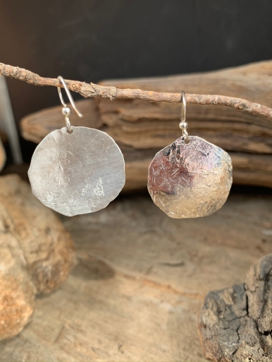 Hammered texture 1" disc earring sterling picture