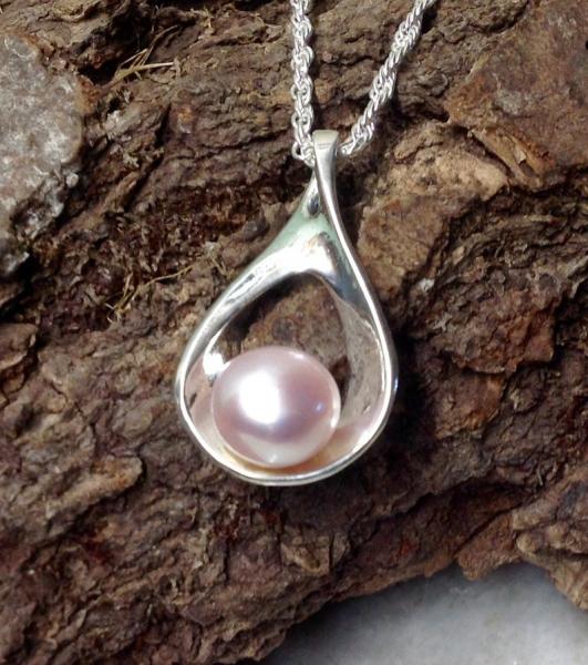 Button Pearl Pendant Sterling Silver Cultured Fresh Water picture