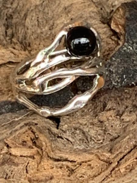 Seaweed ring cast in solid Sterling Silver with black button pearl picture
