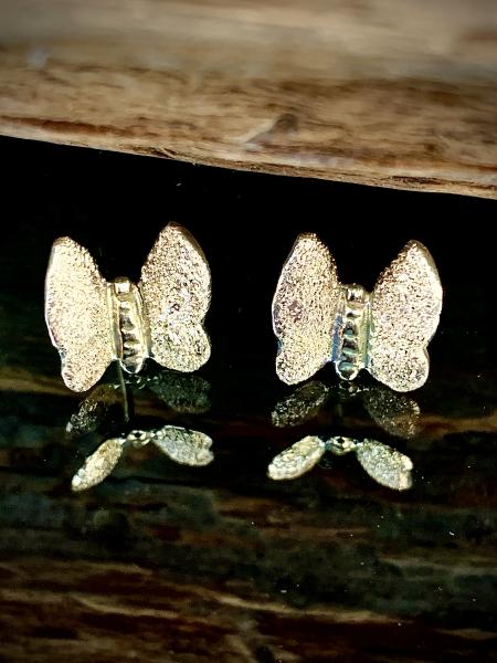 Butter fly Earrings 14kt yellow gold