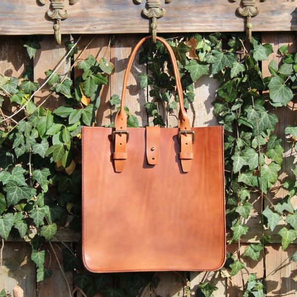 Madison Tote - Saddle picture