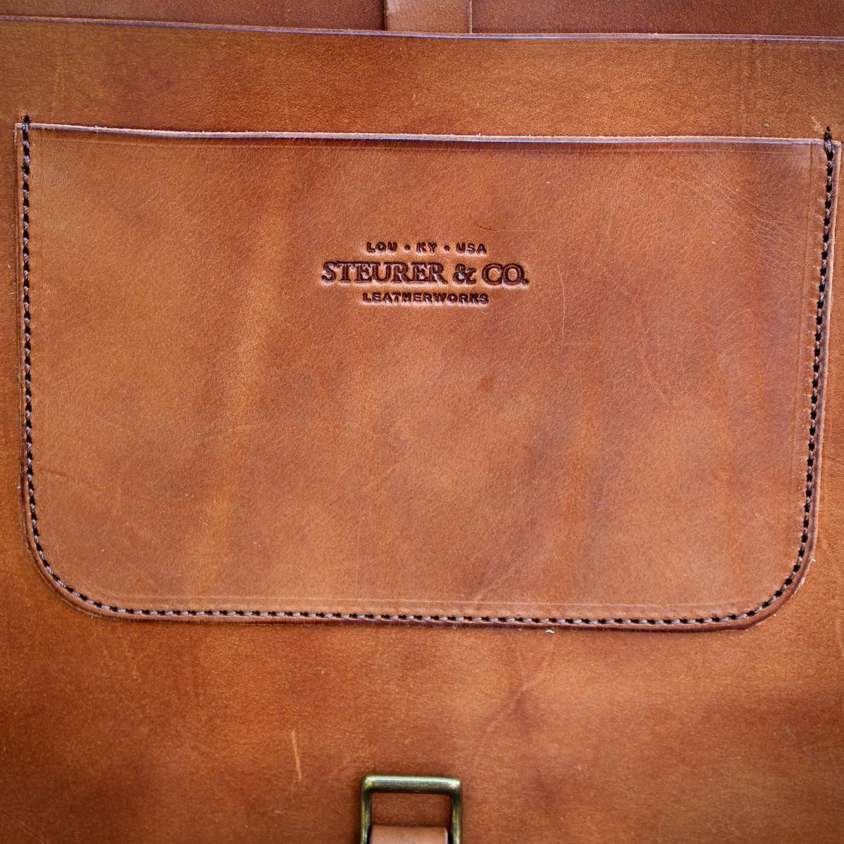 Daveiss Satchel - Saddle picture