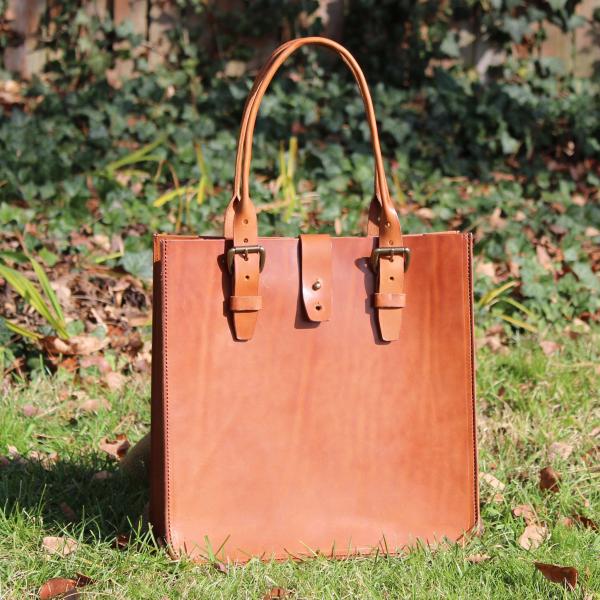 Madison Tote - Saddle