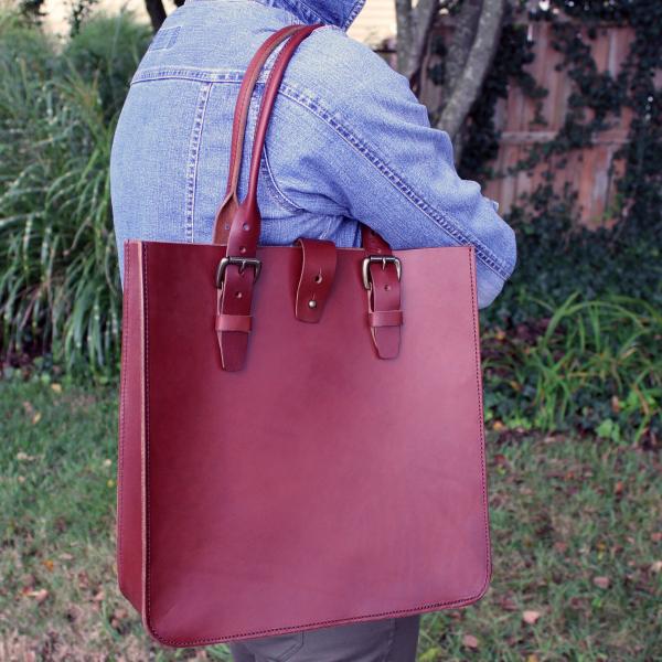 Madison Tote - Saddle picture