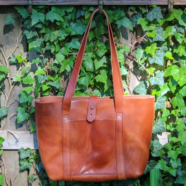 Marshall Tote - Saddle picture