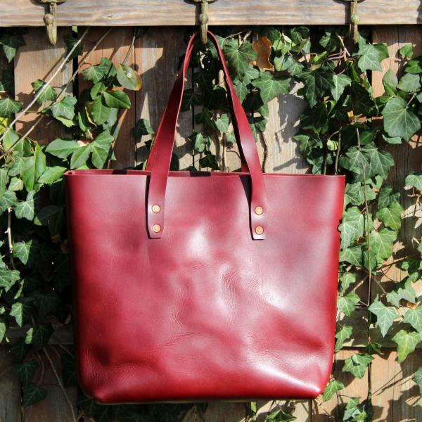 Mason Tote - Cardinal picture